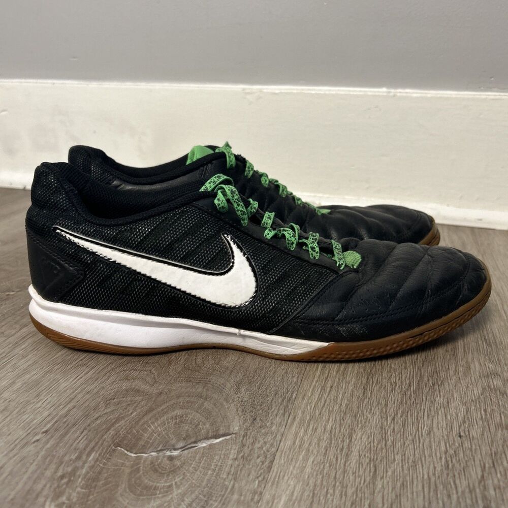 Nike Gato II Indoor Soccer Shoes Mens 10.5 Black Leather Gum Sole 580453-011